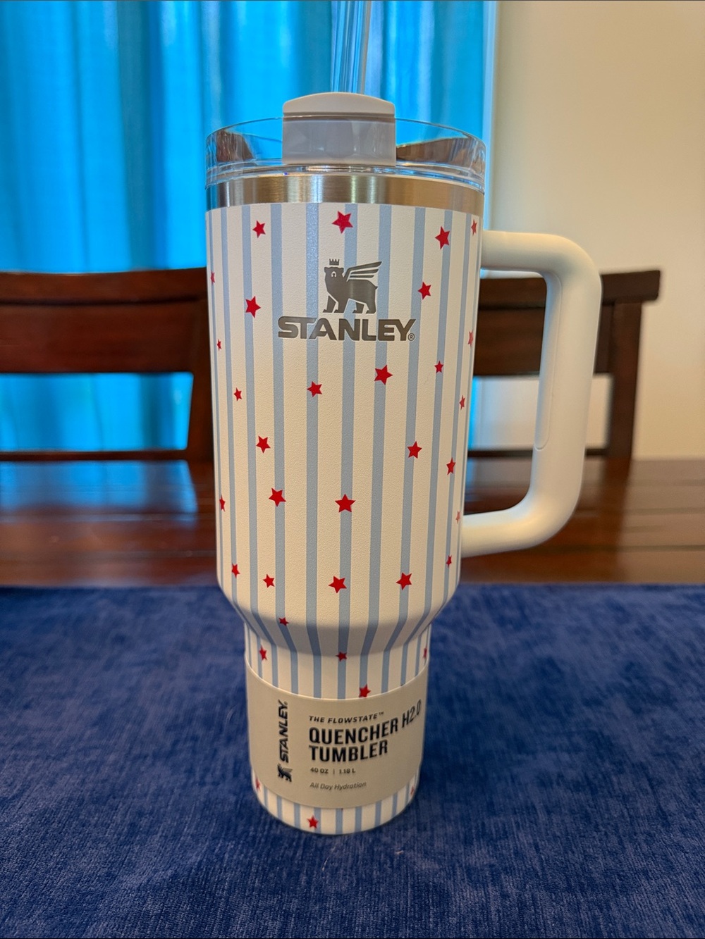 Stanley 40oz Tumbler Chicago City Flag Style